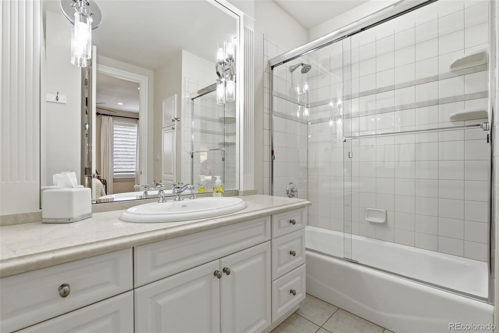 MLS Image #31 for 2700 e 4th avenue,denver, Colorado