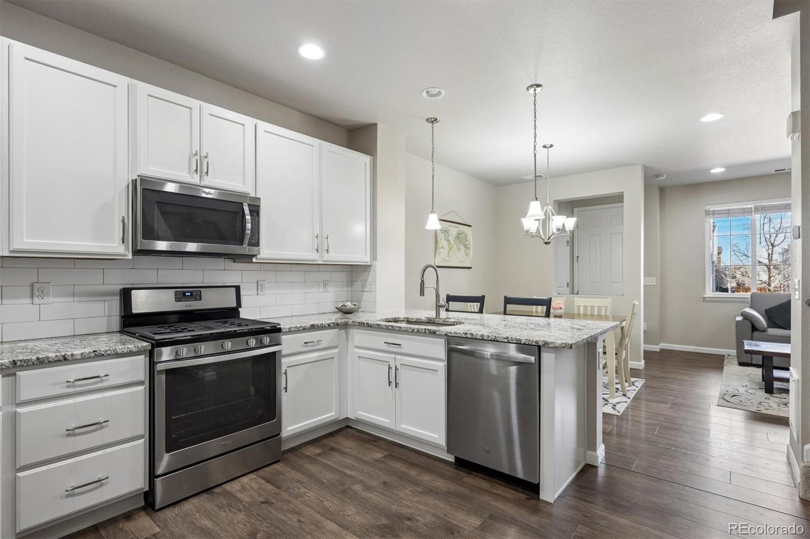 MLS Image #10 for 522 e dry creek place,littleton, Colorado