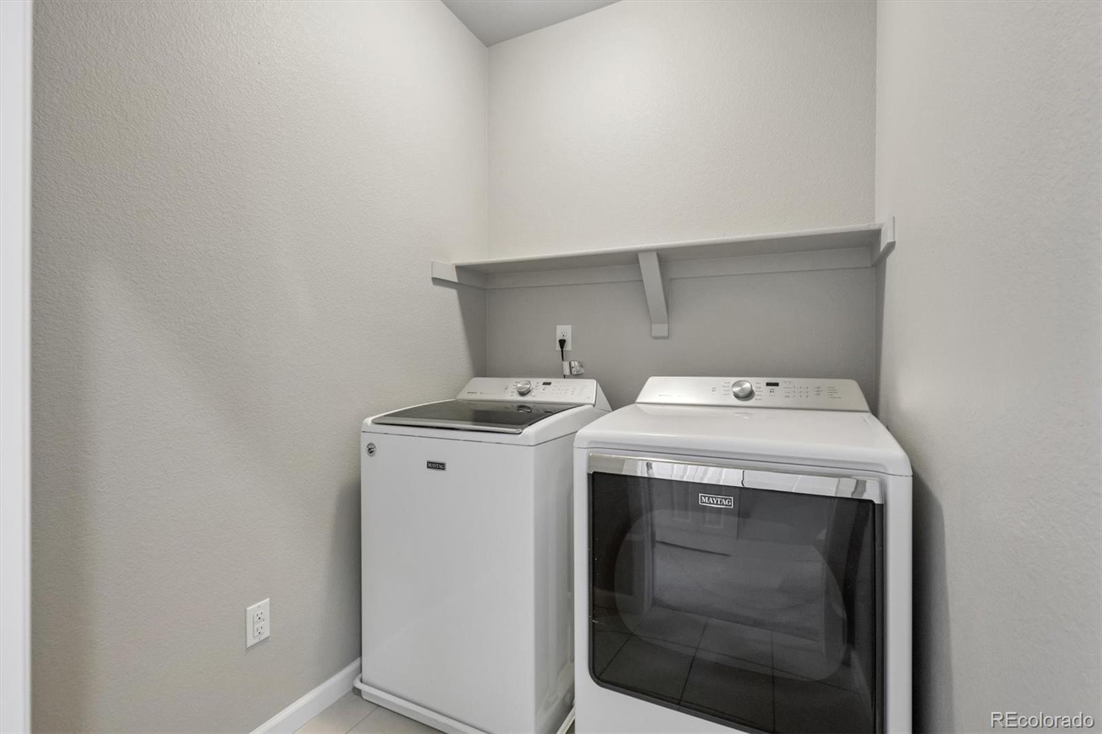 MLS Image #18 for 522 e dry creek place,littleton, Colorado