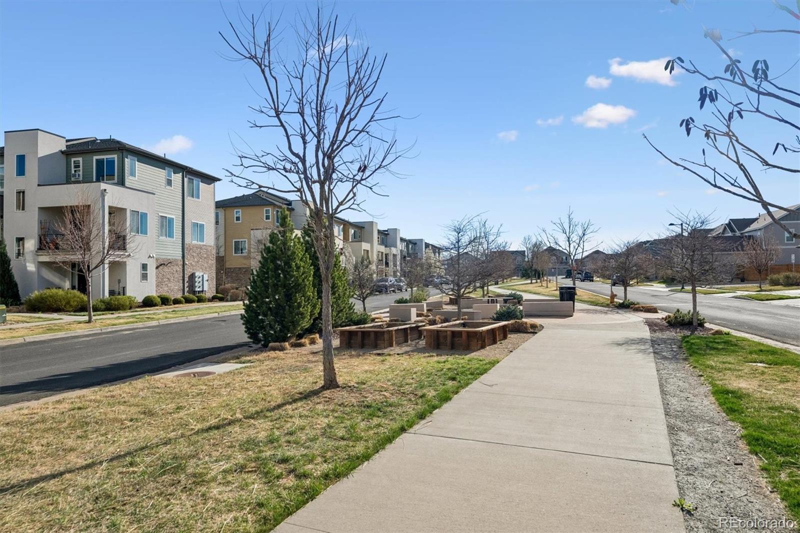 MLS Image #21 for 522 e dry creek place,littleton, Colorado