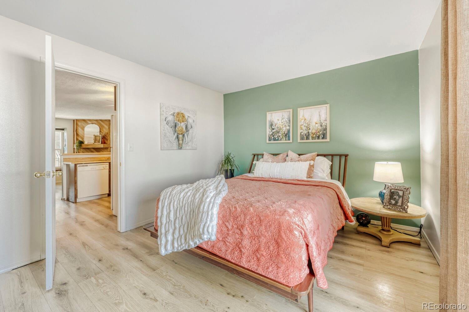 MLS Image #18 for 17477 e rice circle f,aurora, Colorado