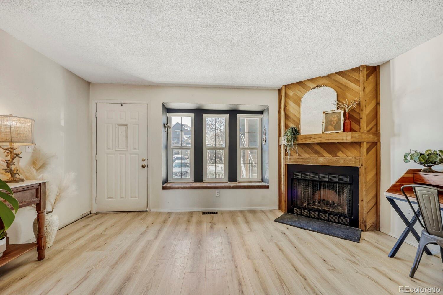 MLS Image #5 for 17477 e rice circle f,aurora, Colorado