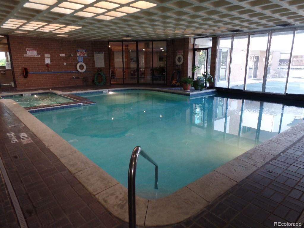 MLS Image #23 for 2880 s locust street,denver, Colorado