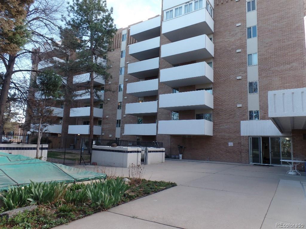 MLS Image #35 for 2880 s locust street,denver, Colorado