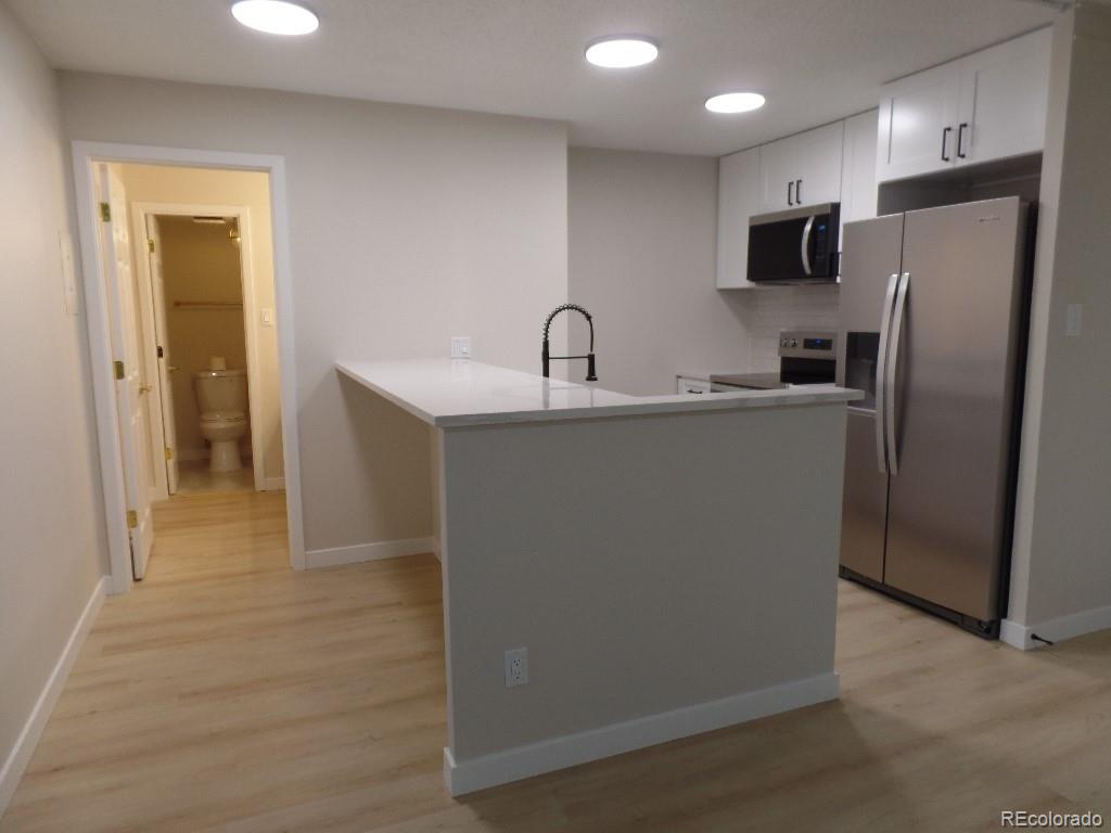 MLS Image #6 for 2880 s locust street,denver, Colorado