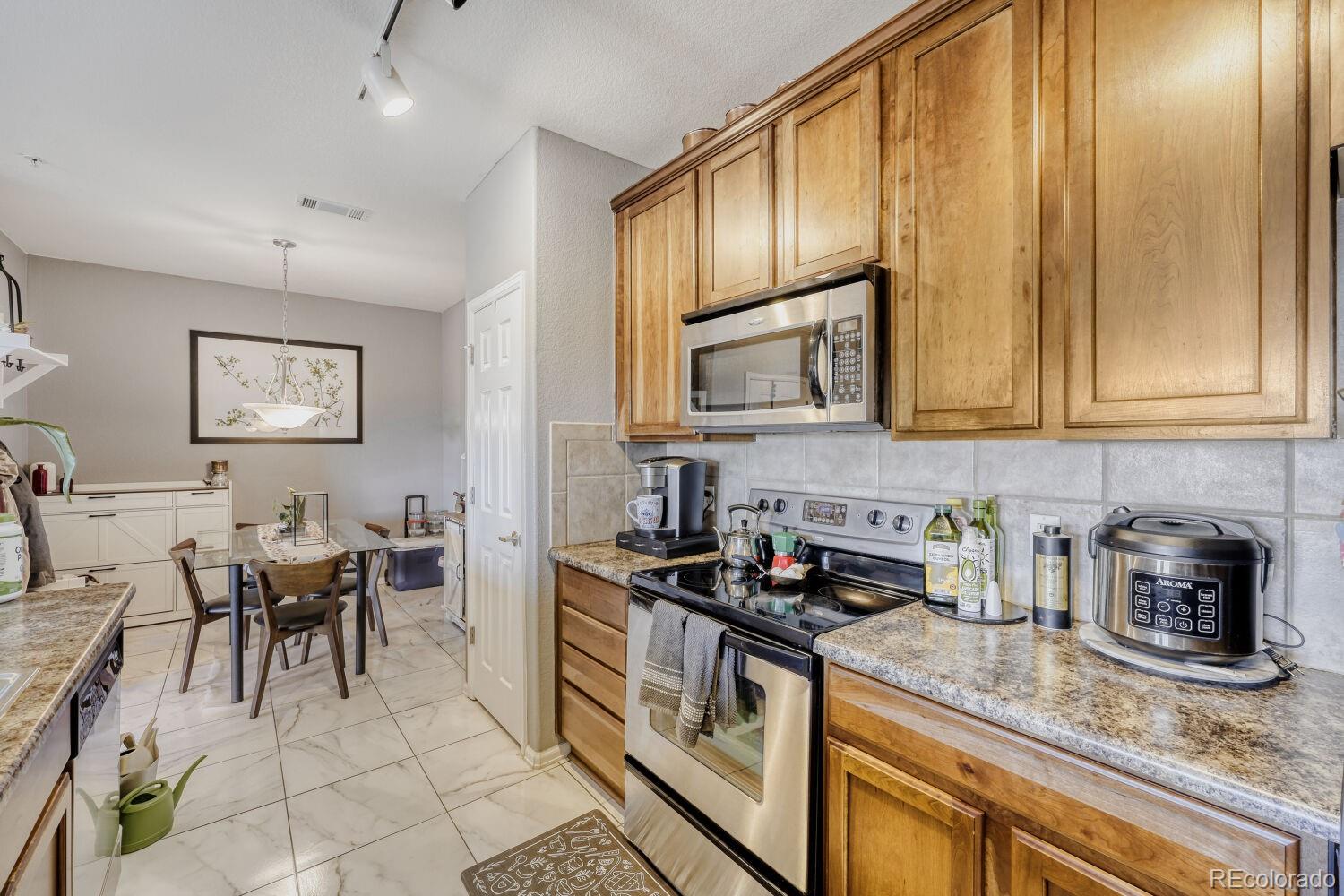 MLS Image #3 for 2682 s cathay way,aurora, Colorado