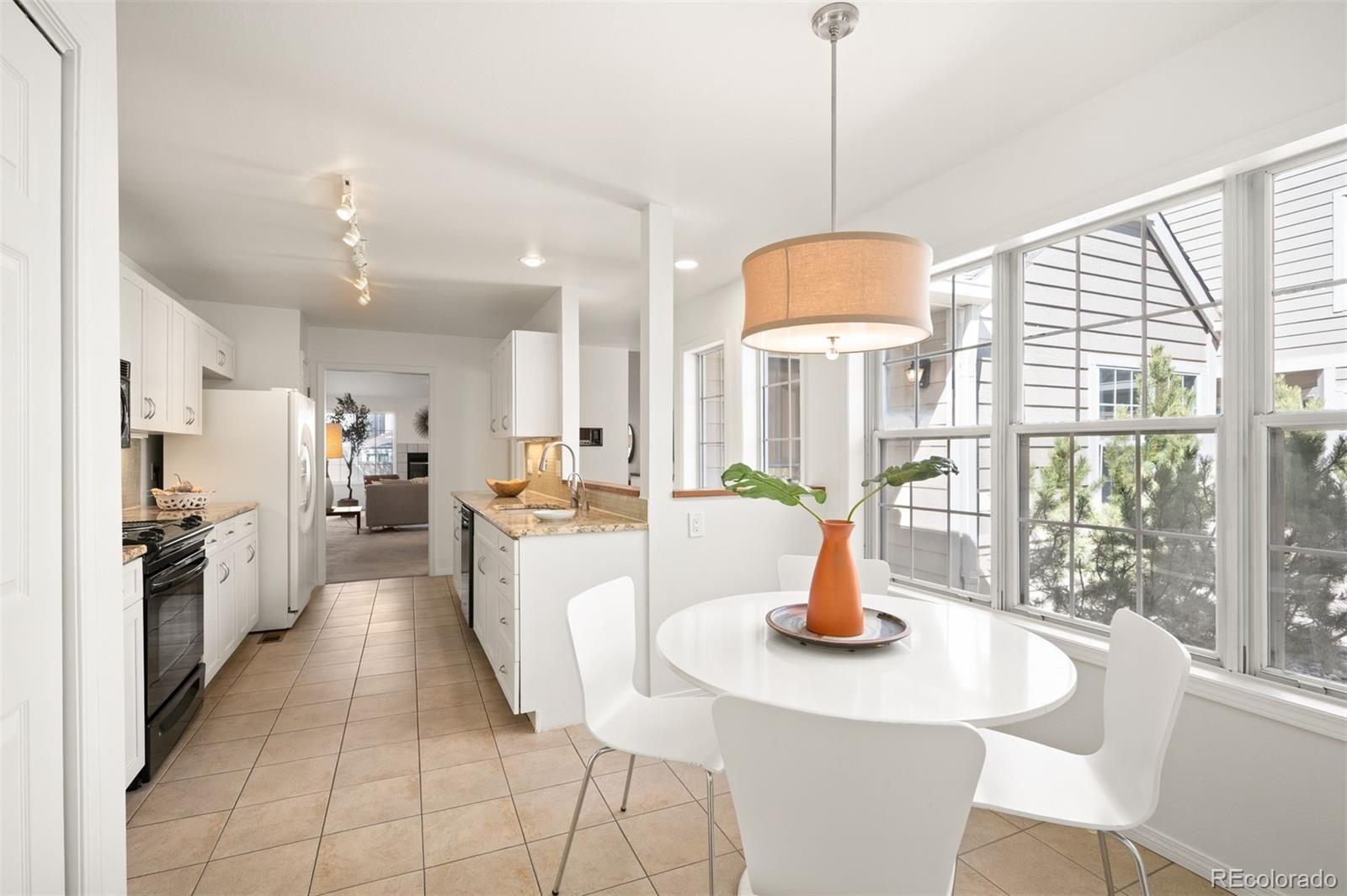 MLS Image #11 for 10000 e yale avenue,denver, Colorado