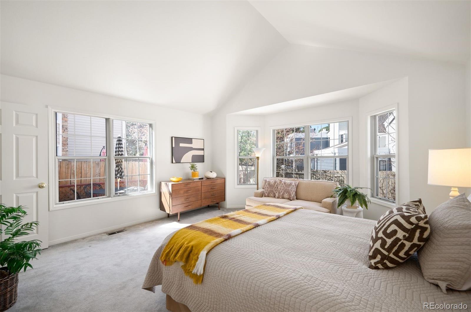 MLS Image #16 for 10000 e yale avenue,denver, Colorado