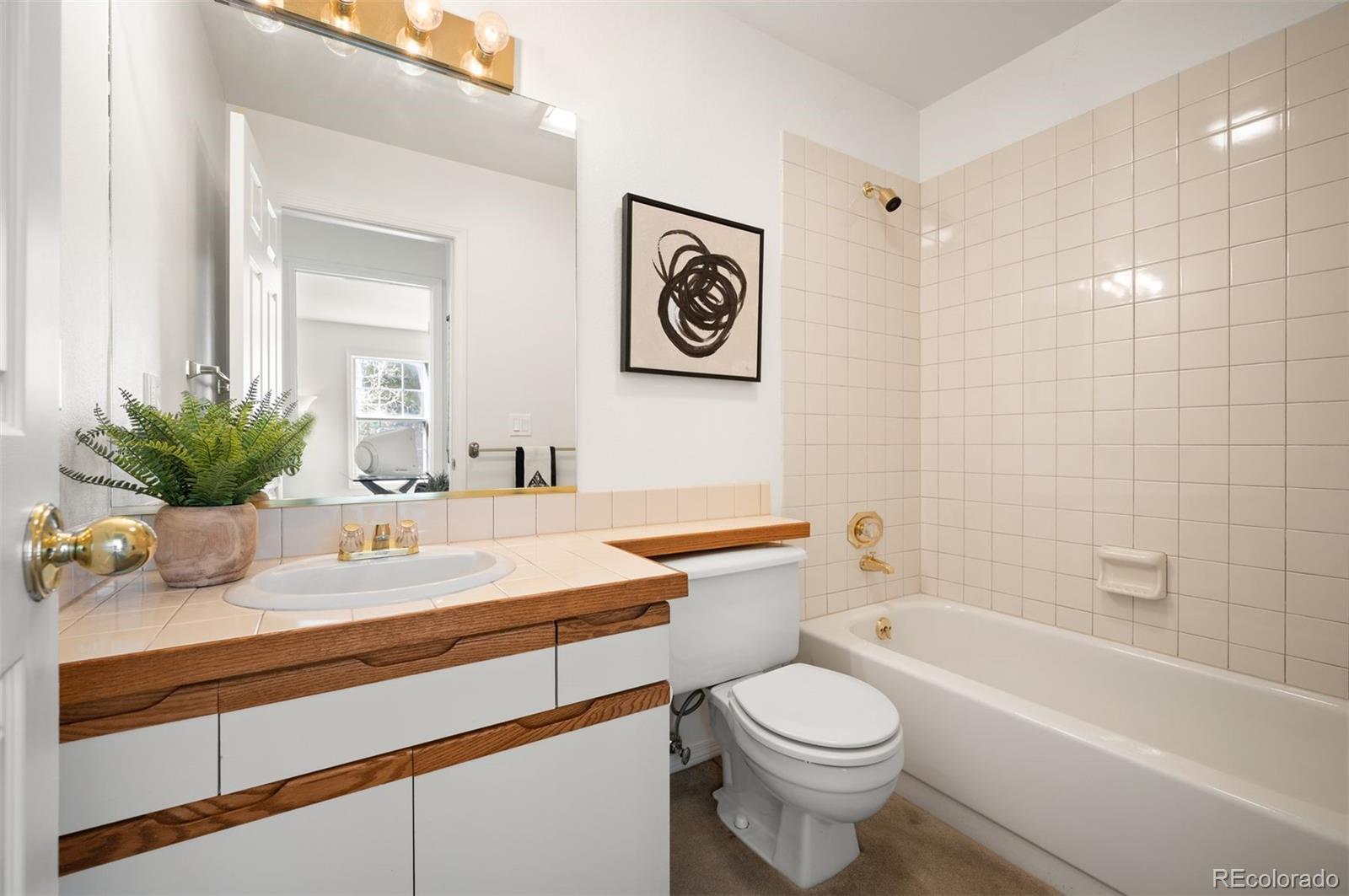 MLS Image #20 for 10000 e yale avenue,denver, Colorado