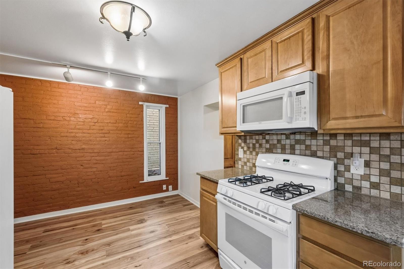 MLS Image #15 for 2747  stout street,denver, Colorado