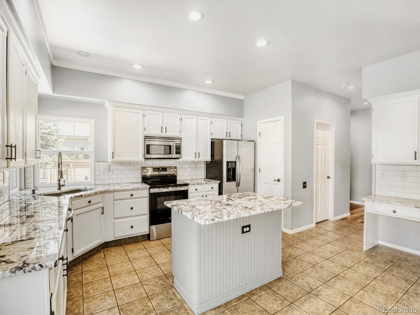 MLS Image #7 for 16623 e powers place,centennial, Colorado