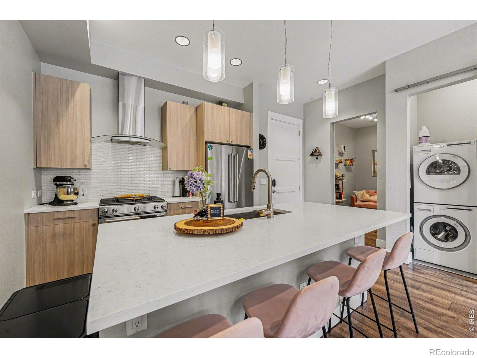 MLS Image #4 for 4885 s monaco street,denver, Colorado