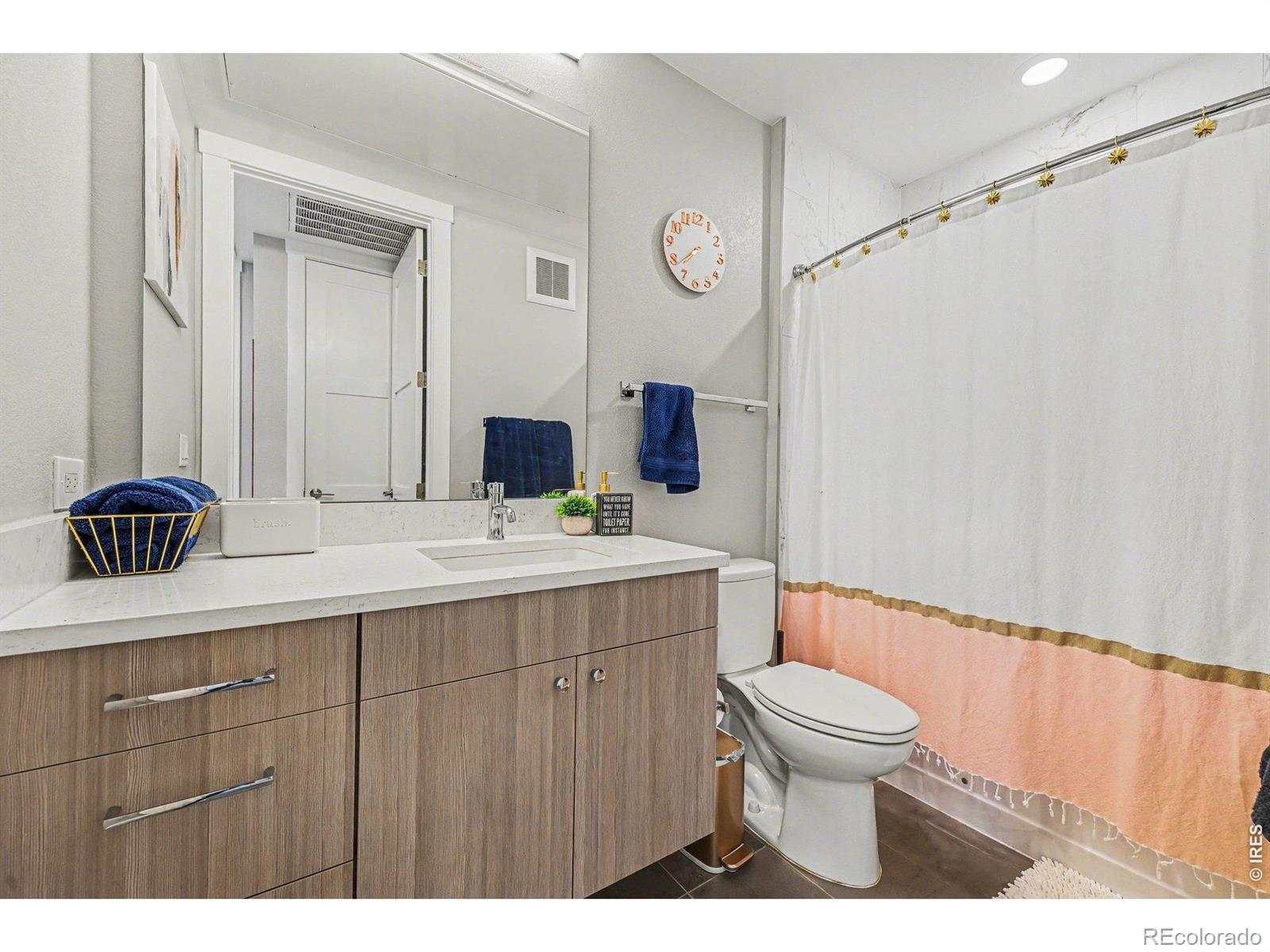 MLS Image #8 for 4885 s monaco street,denver, Colorado