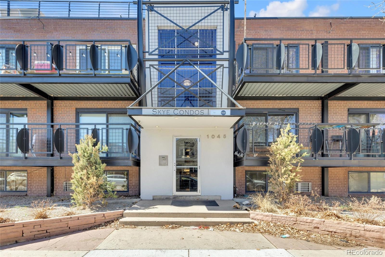 MLS Image #0 for 1045 n clarkson street 207,denver, Colorado