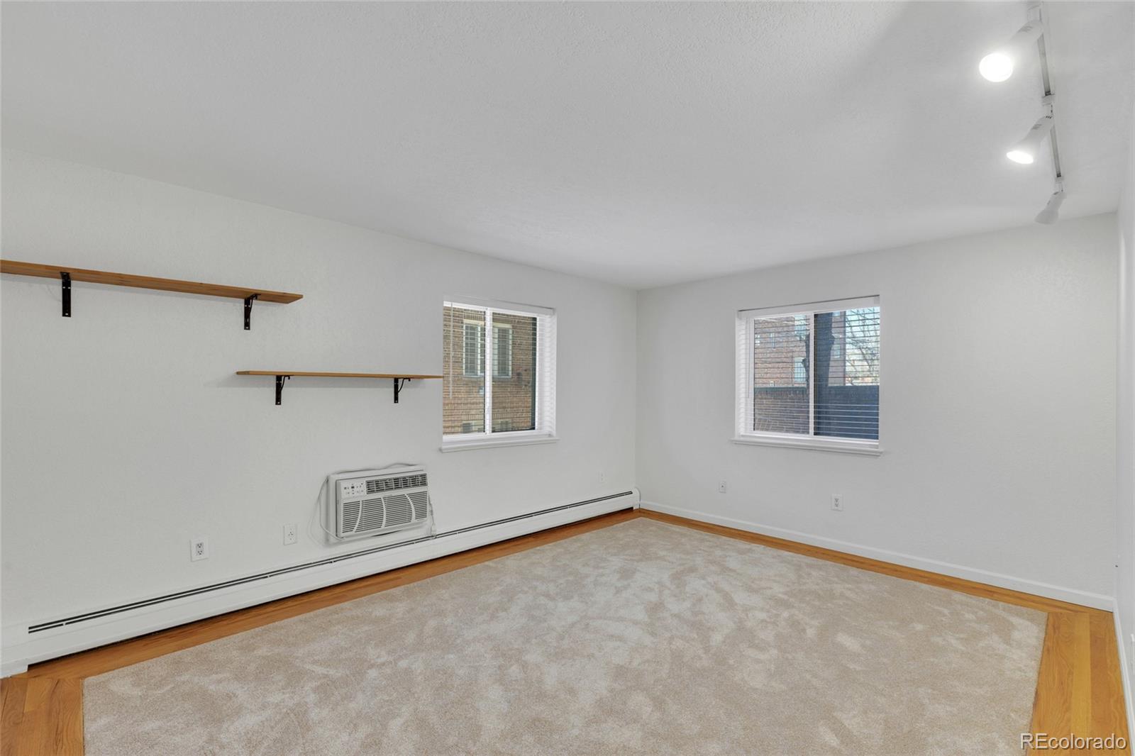 MLS Image #11 for 1045 n clarkson street 207,denver, Colorado