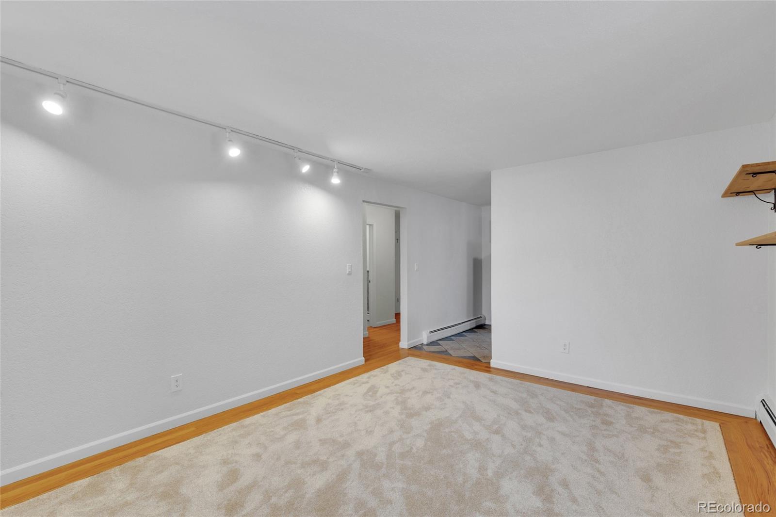 MLS Image #13 for 1045 n clarkson street 207,denver, Colorado