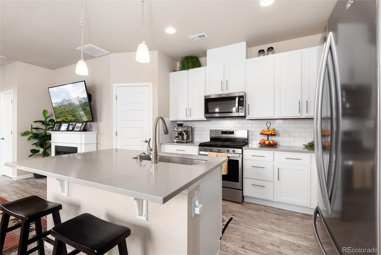 MLS Image #12 for 19592 w 93rd place,arvada, Colorado