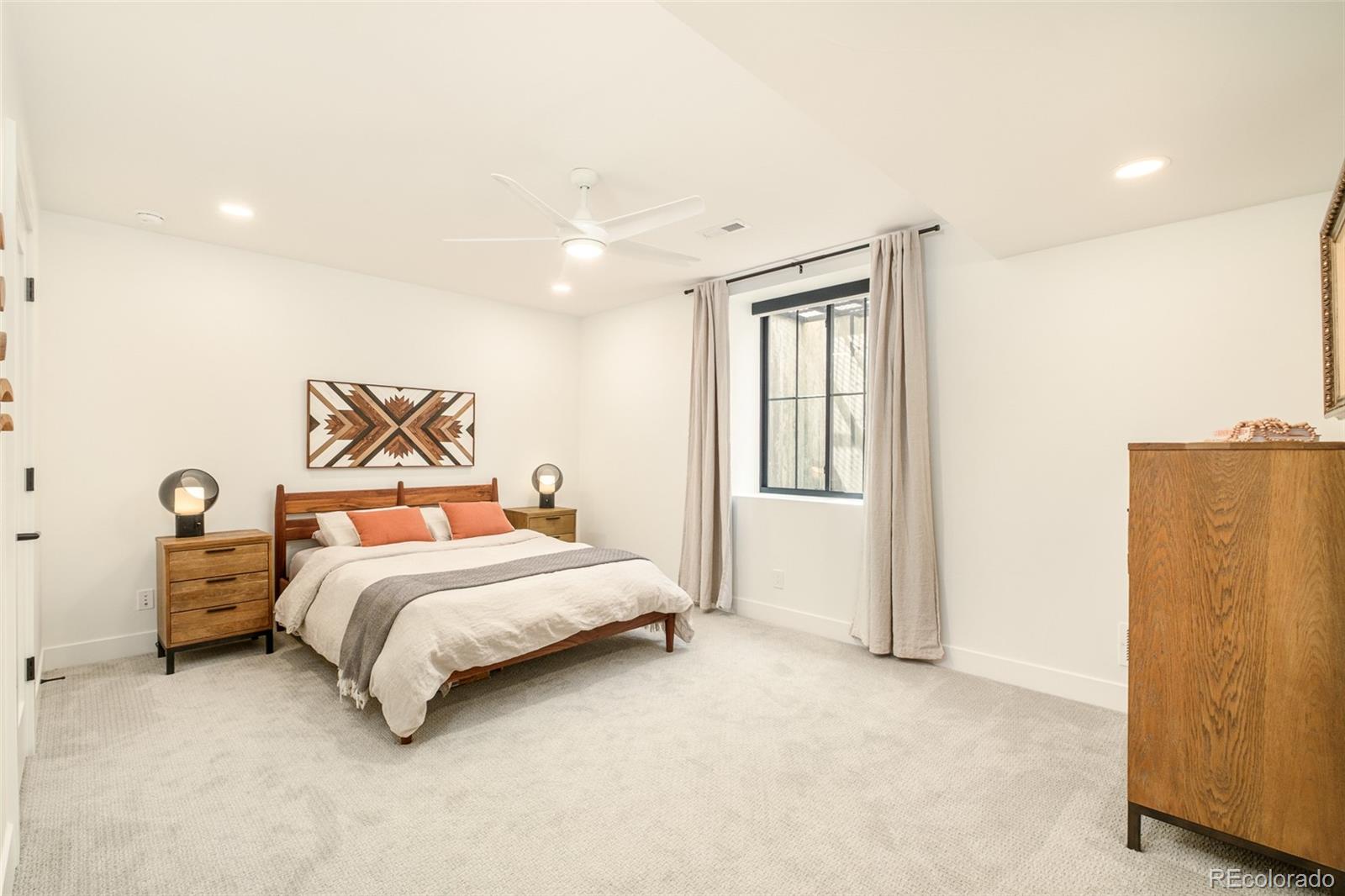 MLS Image #32 for 2485  oak street,denver, Colorado