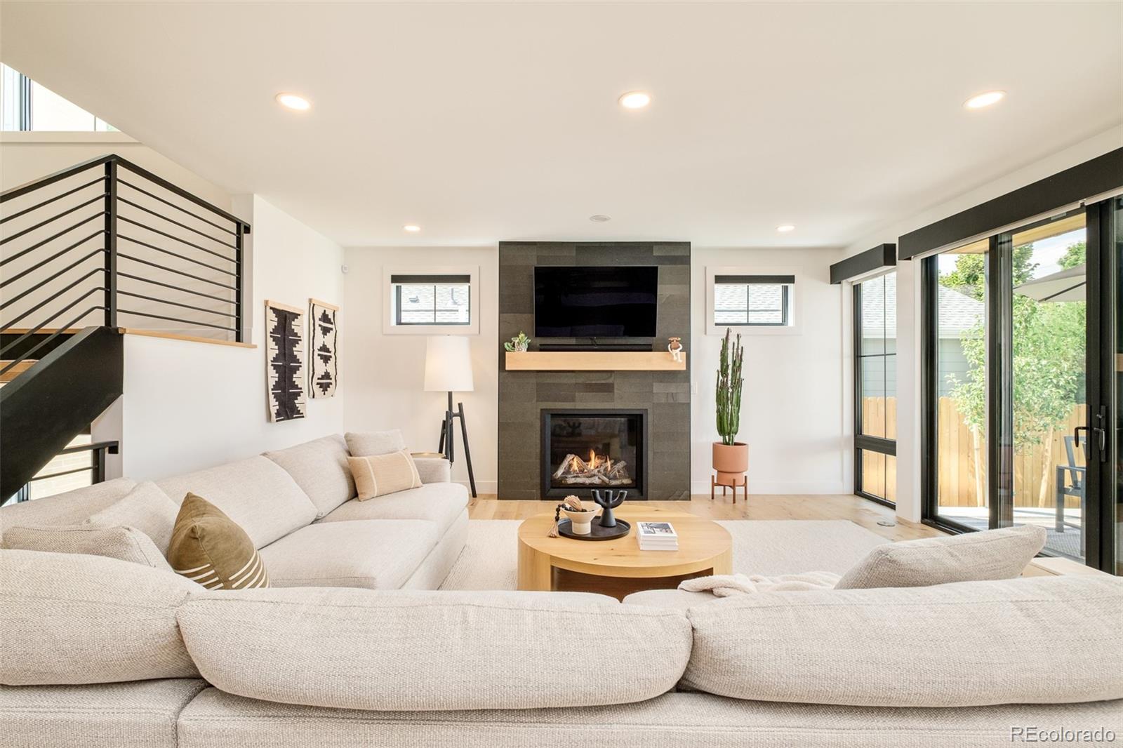MLS Image #6 for 2485  oak street,denver, Colorado