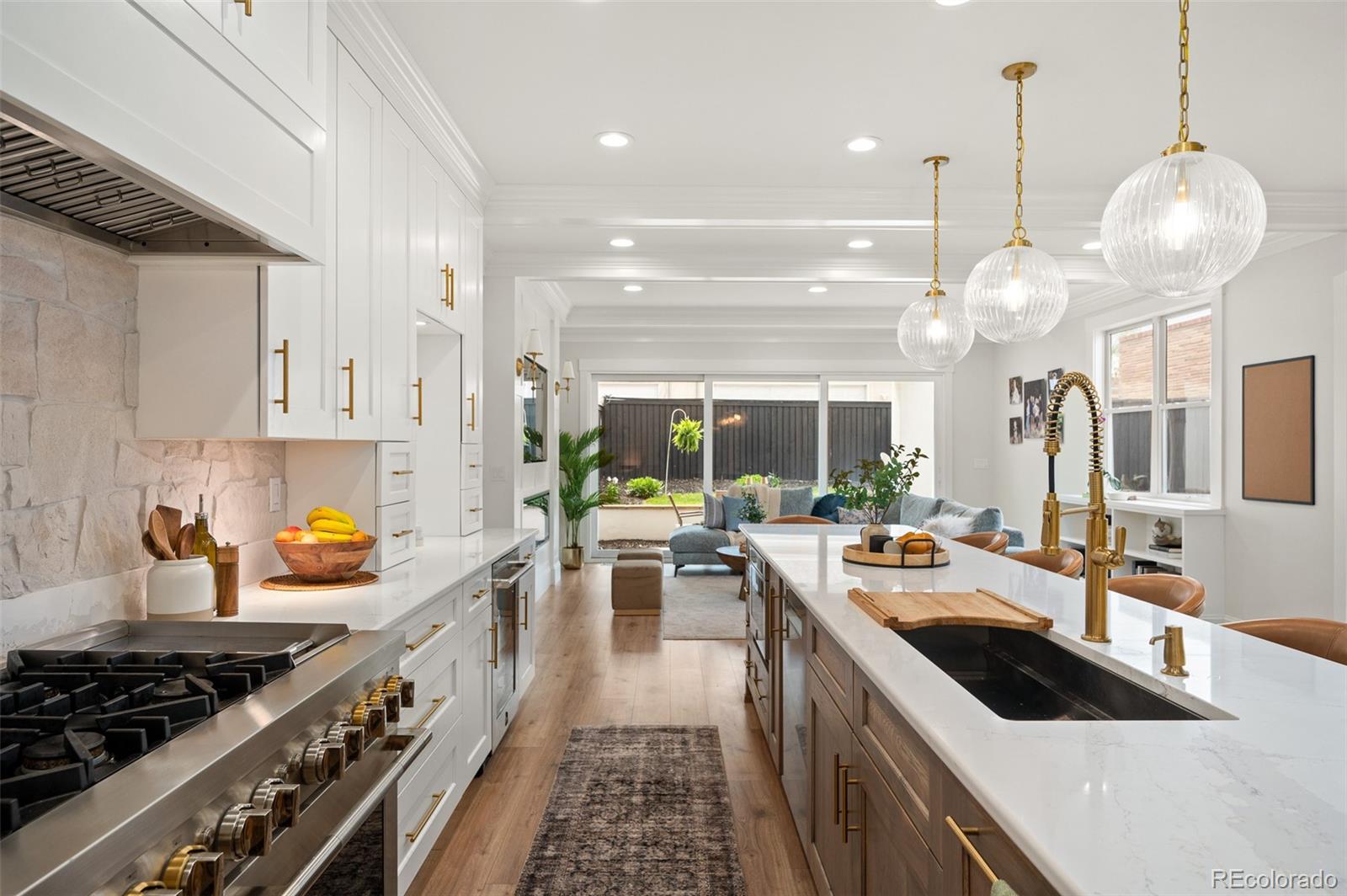 MLS Image #10 for 559  jackson street,denver, Colorado