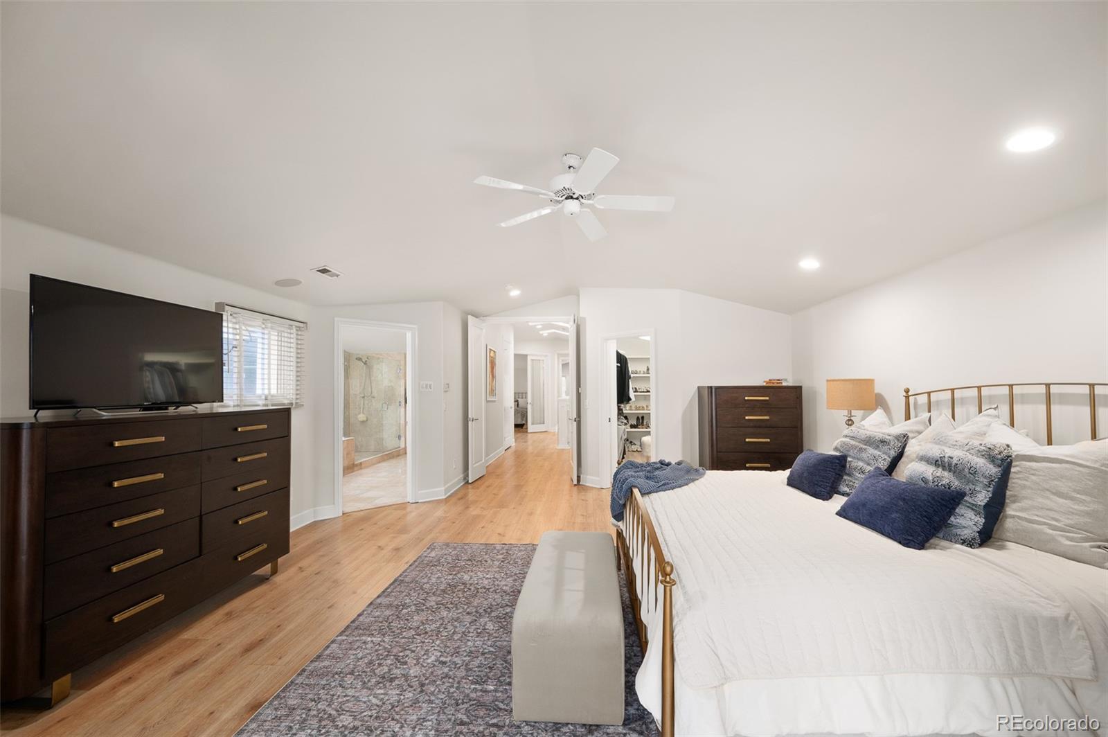 MLS Image #21 for 559  jackson street,denver, Colorado