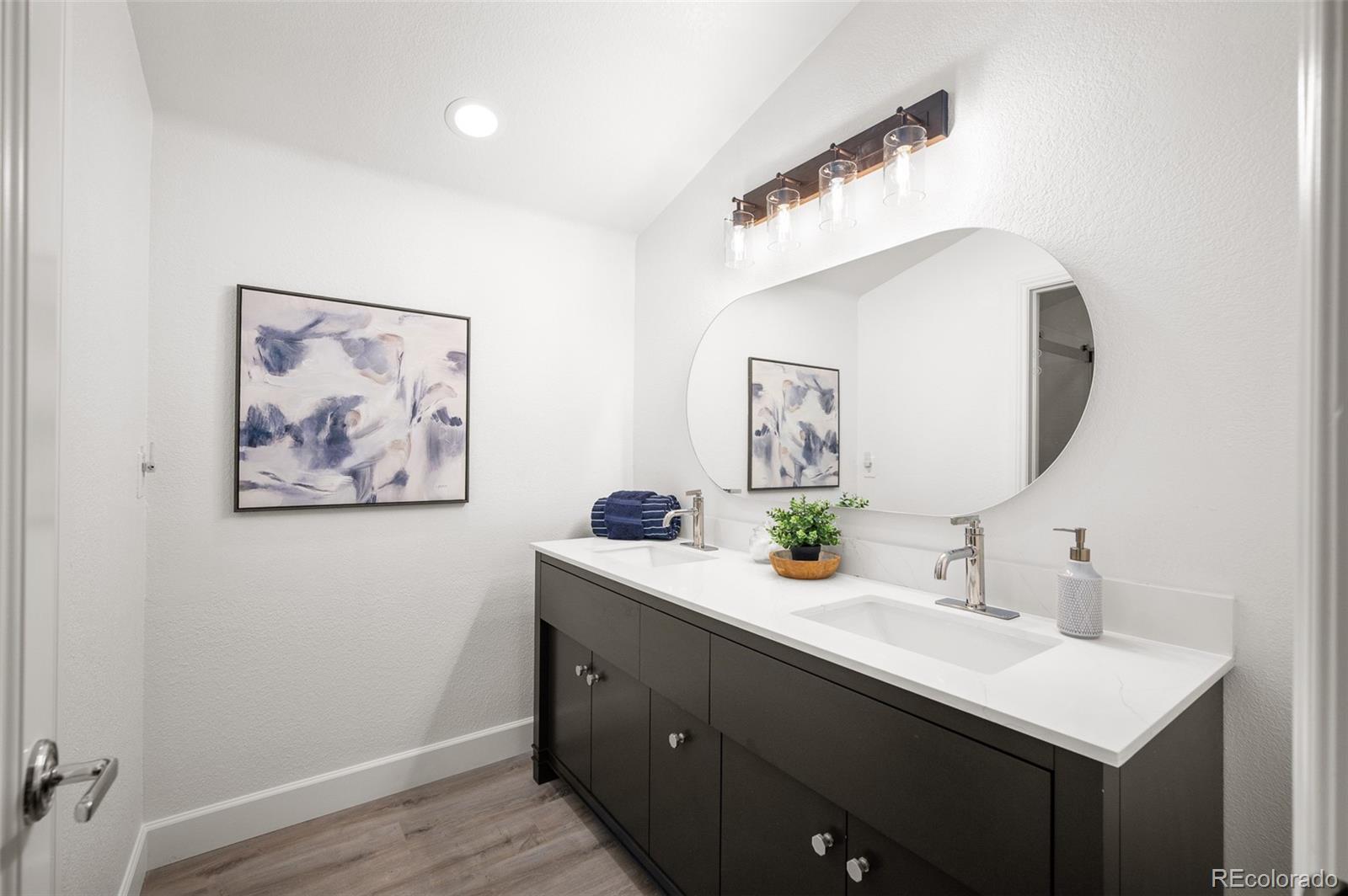 MLS Image #26 for 559  jackson street,denver, Colorado
