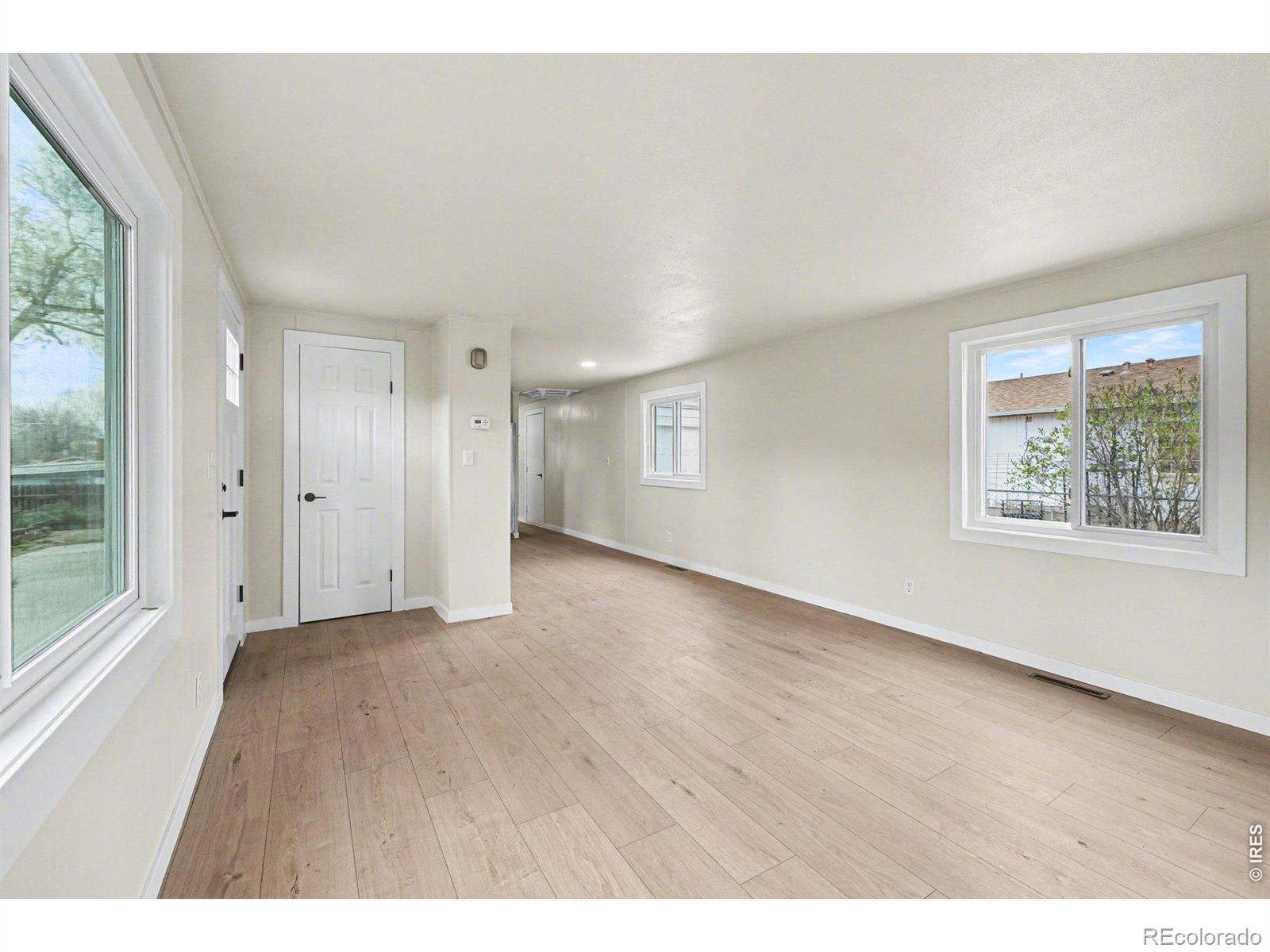 MLS Image #4 for 1204  macjames court,dacono, Colorado