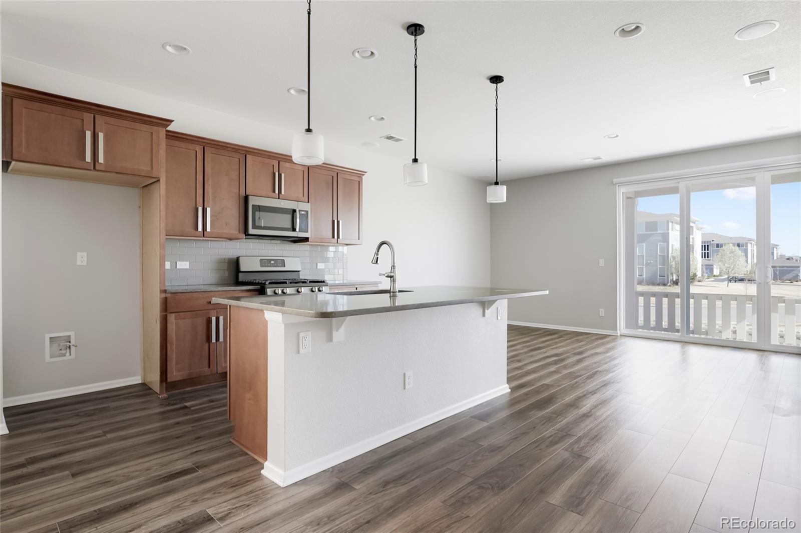 MLS Image #29 for 10526  akron street,commerce city, Colorado