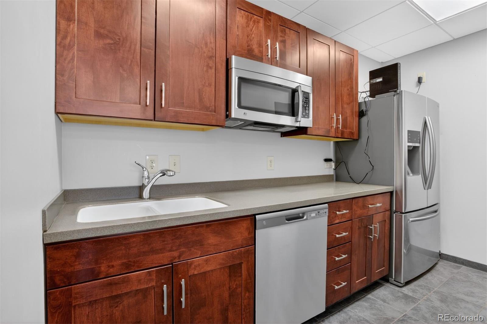 MLS Image #12 for 722  washington avenue 210,golden, Colorado