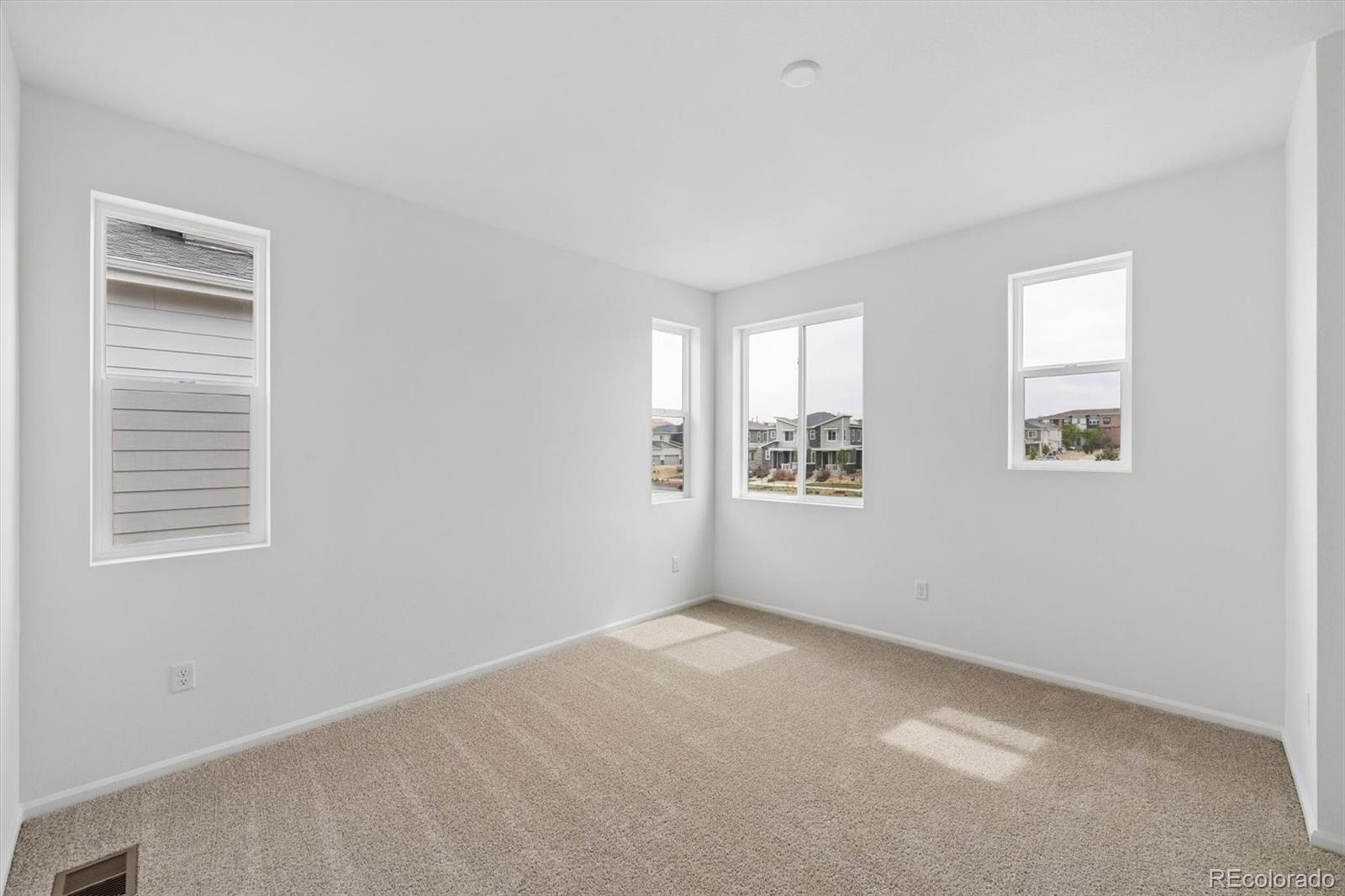 MLS Image #14 for 17165 e alameda parkway,aurora, Colorado