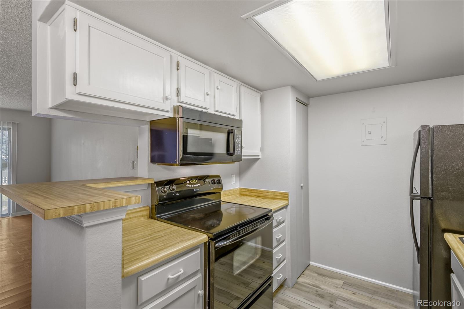 MLS Image #5 for 4400 s quebec street,denver, Colorado