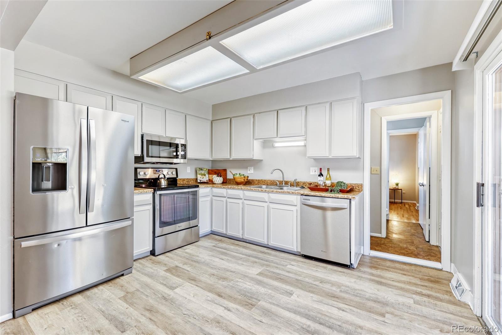 MLS Image #4 for 414 s uvalda street,aurora, Colorado