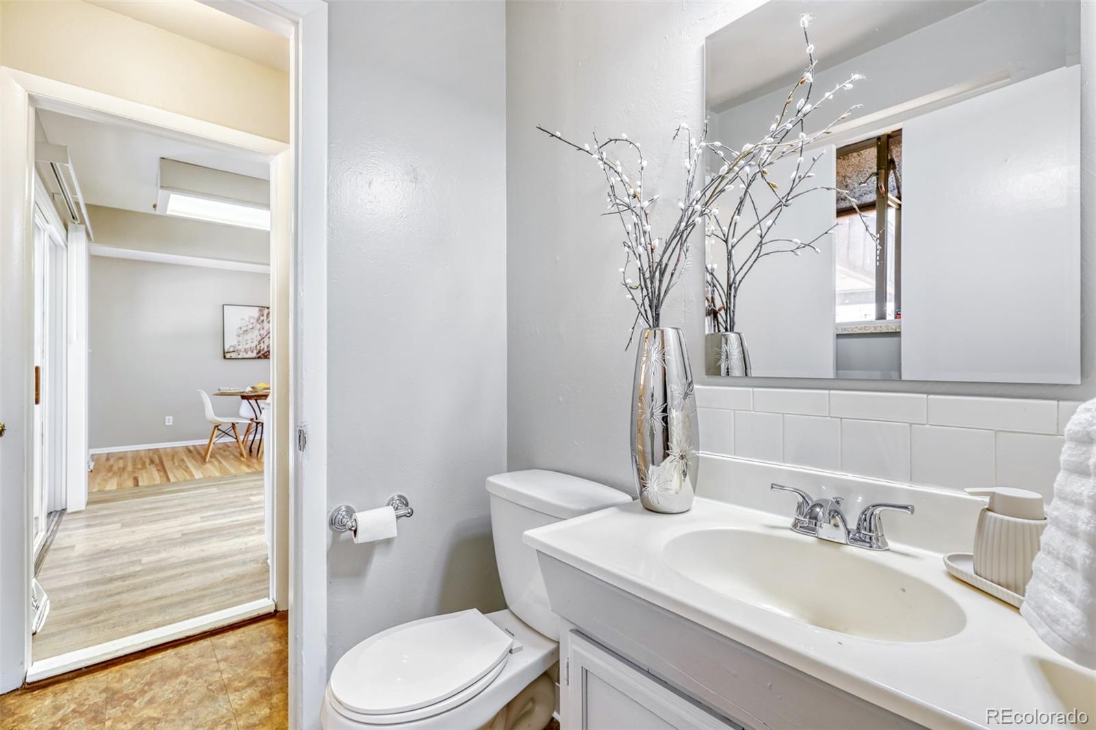 MLS Image #8 for 414 s uvalda street,aurora, Colorado
