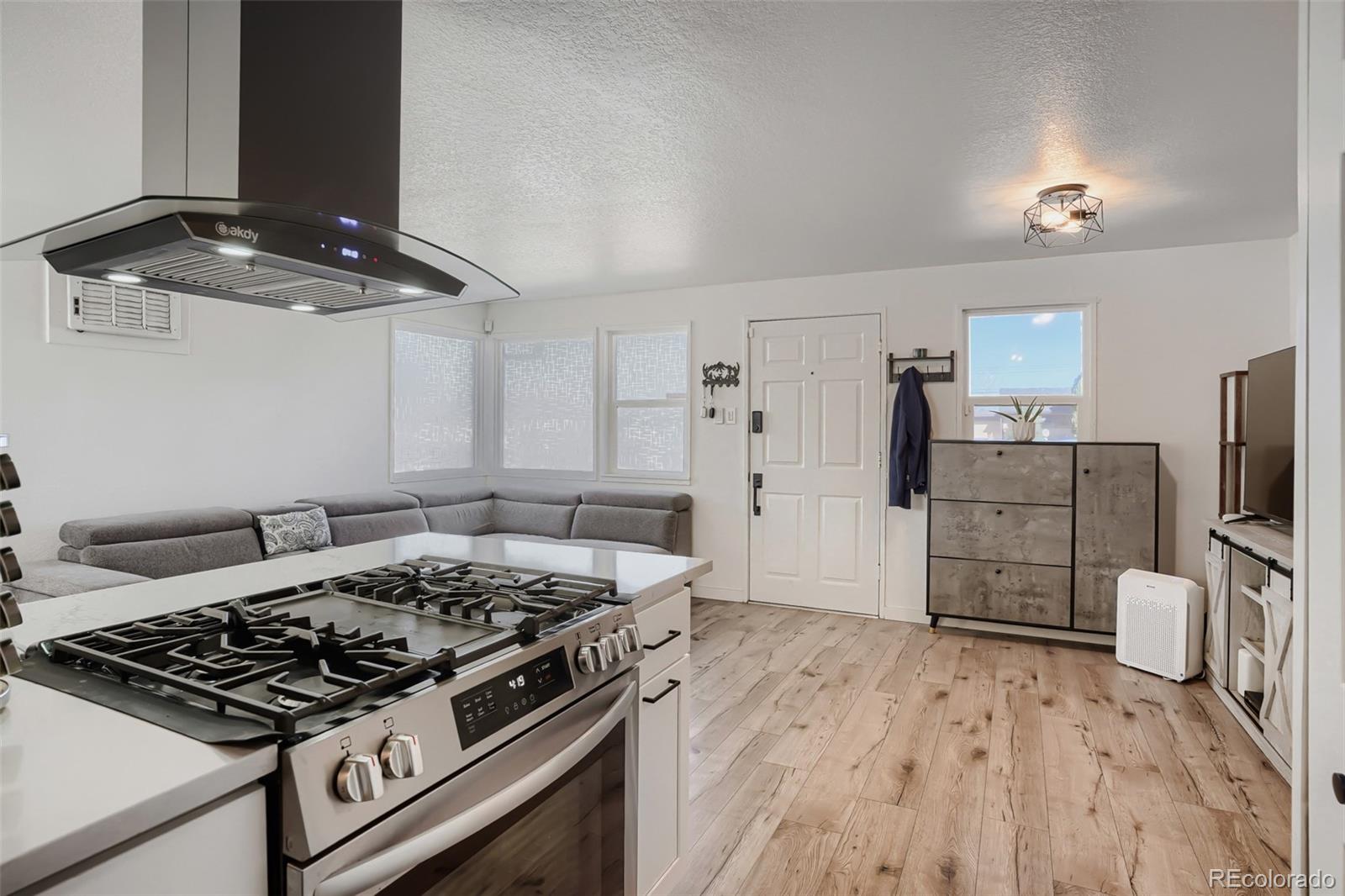 MLS Image #9 for 6461  porter way,commerce city, Colorado