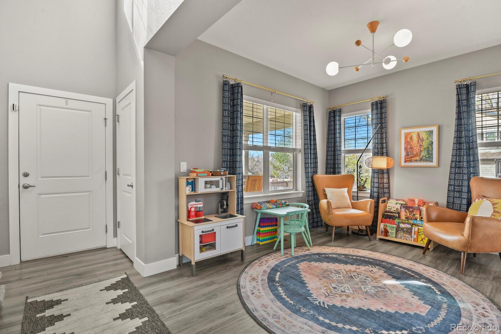 MLS Image #4 for 212 e mountain view avenue,longmont, Colorado