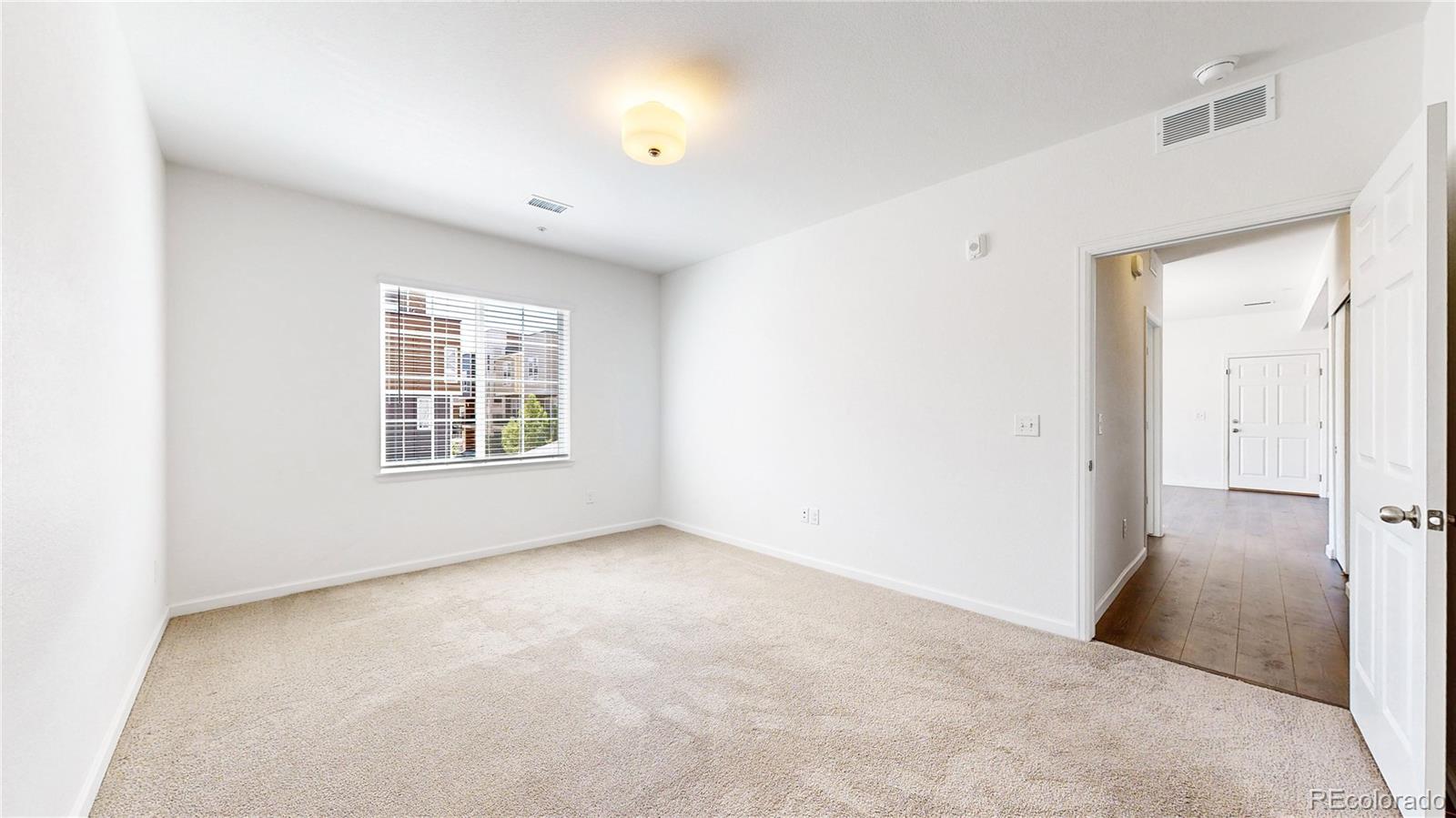 MLS Image #11 for 15700 e jamison drive,englewood, Colorado