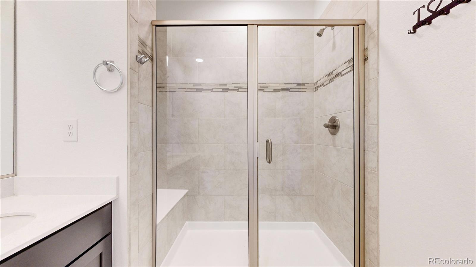MLS Image #15 for 15700 e jamison drive,englewood, Colorado