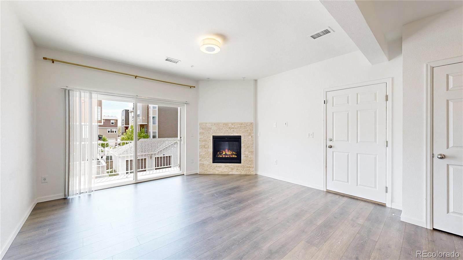 MLS Image #3 for 15700 e jamison drive,englewood, Colorado