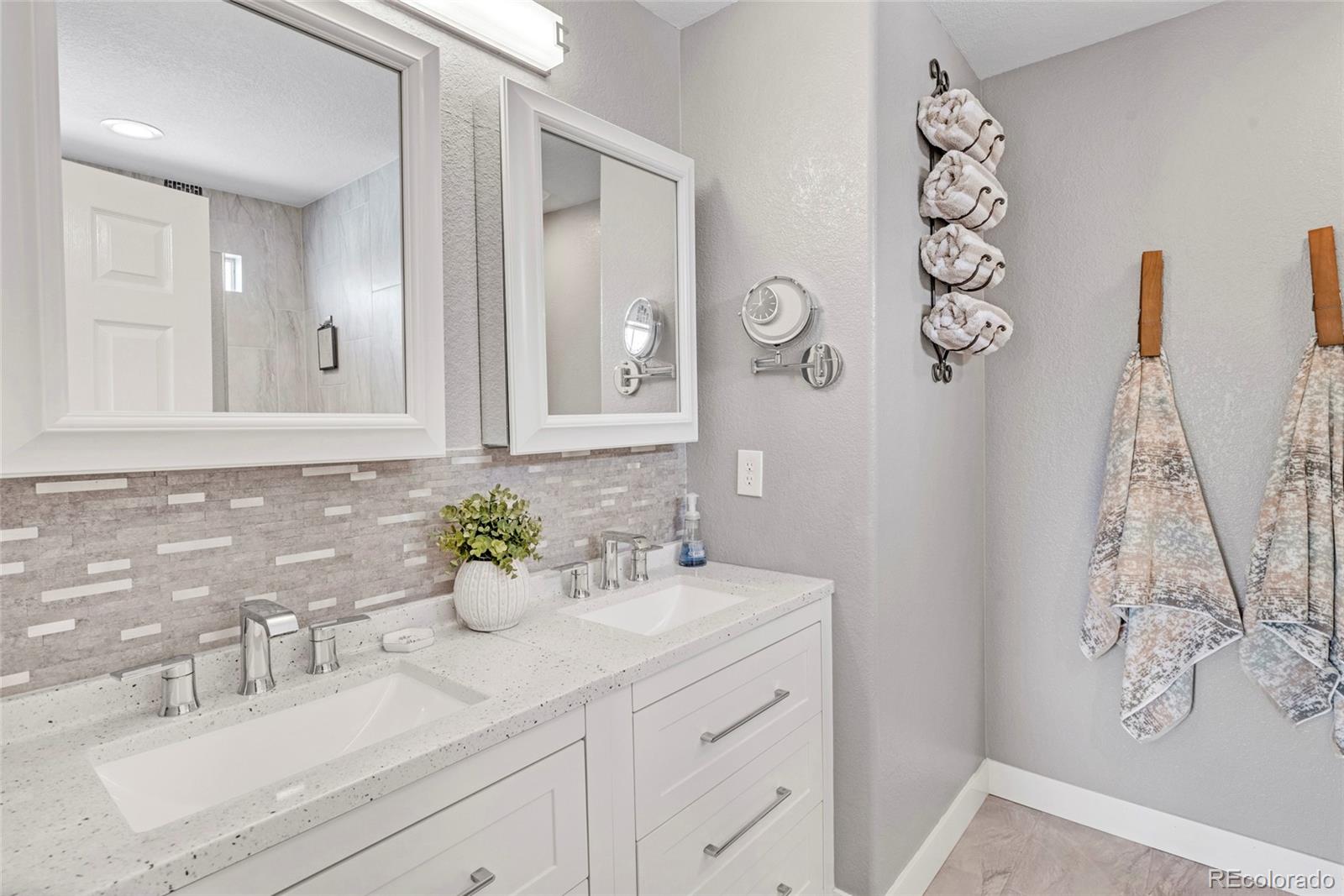 MLS Image #15 for 4715  hunterwood drive,highlands ranch, Colorado