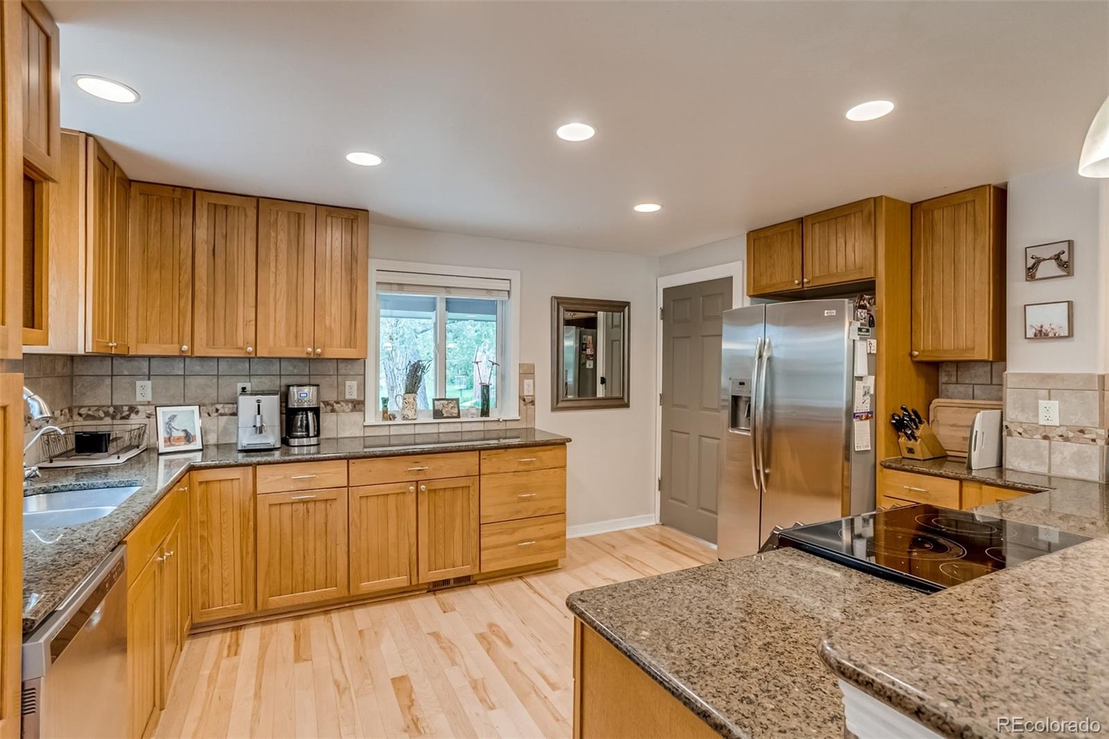 MLS Image #10 for 755  holland street,lakewood, Colorado