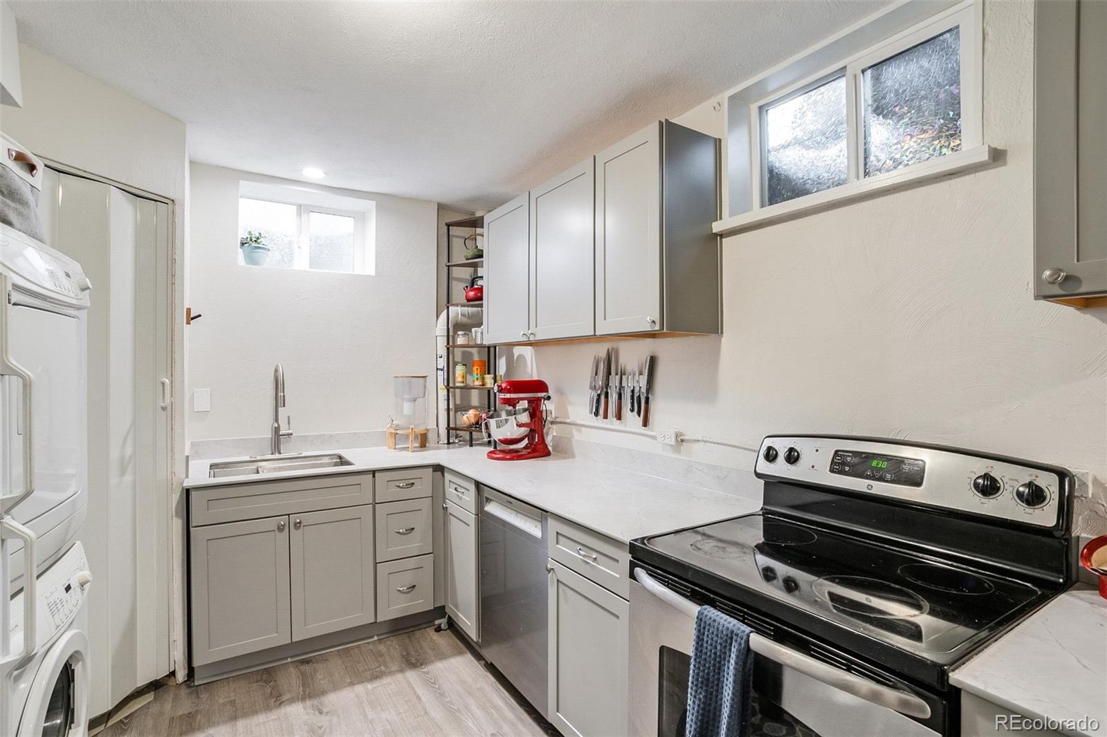 MLS Image #28 for 755  holland street,lakewood, Colorado