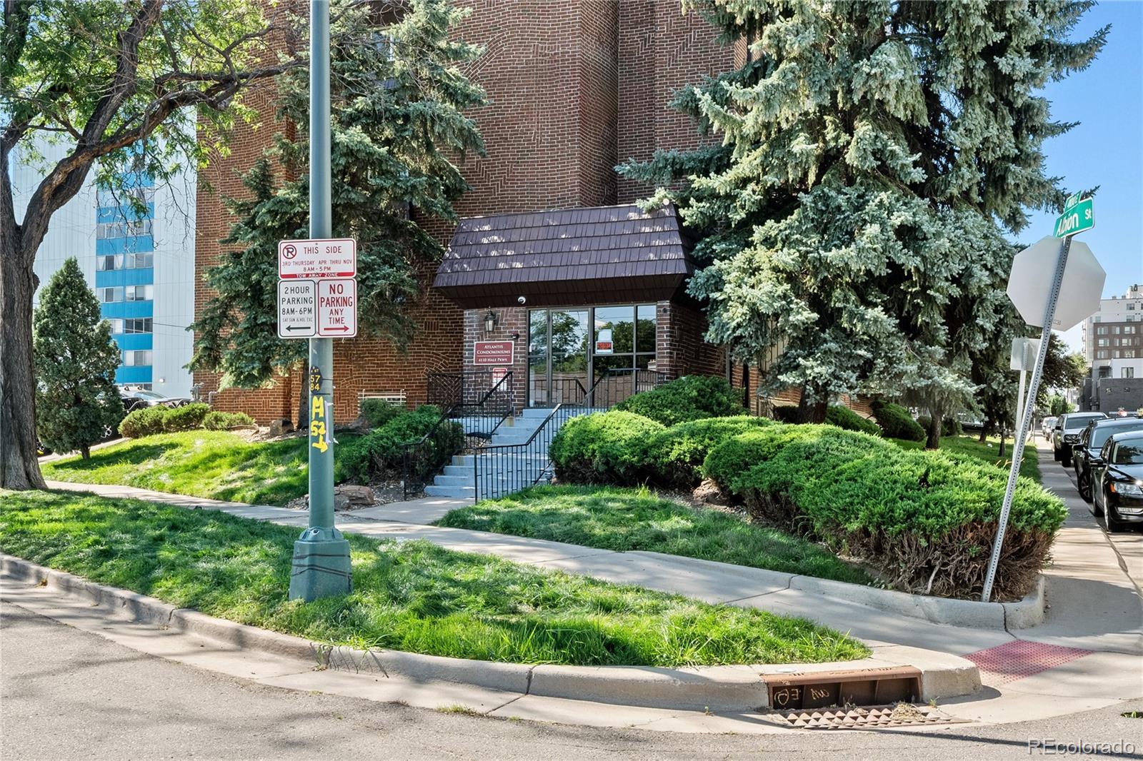 MLS Image #2 for 4110 e hale parkway,denver, Colorado