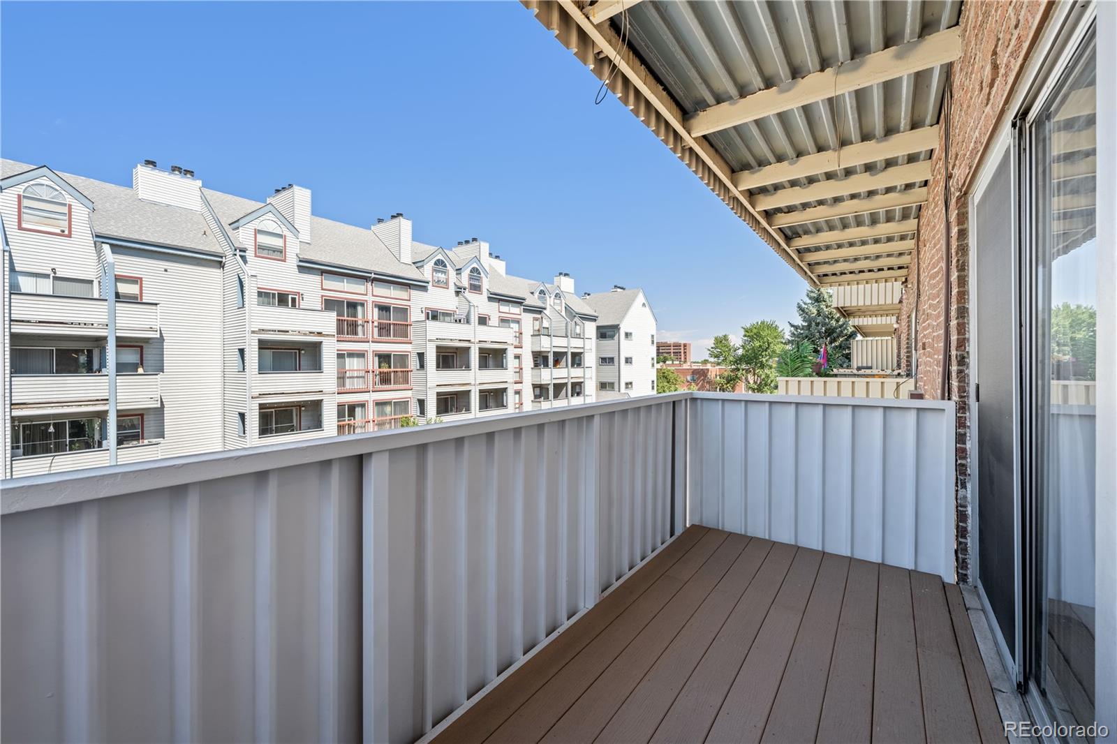 MLS Image #27 for 4110 e hale parkway,denver, Colorado