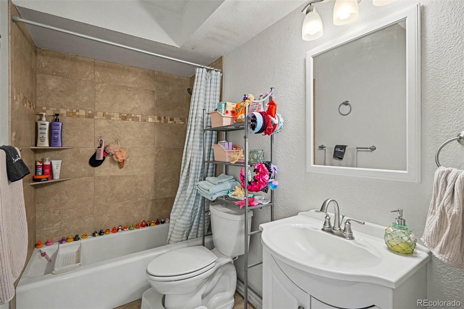 MLS Image #15 for 3825 s monaco parkway 212,denver, Colorado