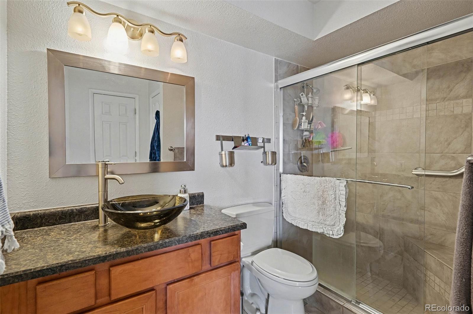 MLS Image #19 for 3825 s monaco parkway 212,denver, Colorado