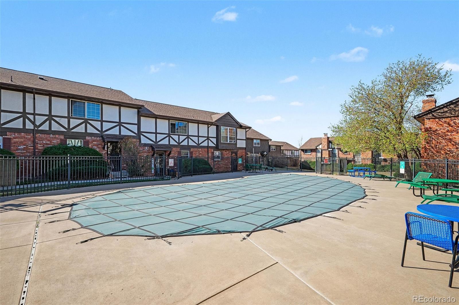 MLS Image #23 for 3825 s monaco parkway 212,denver, Colorado