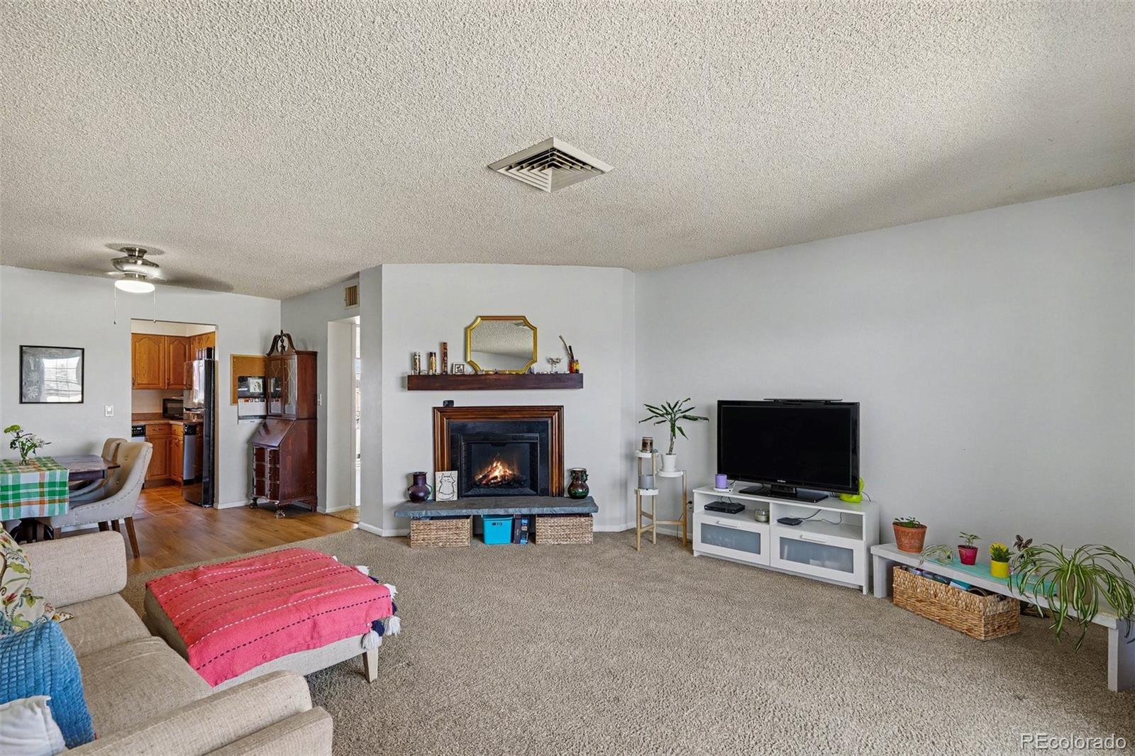 MLS Image #3 for 3825 s monaco parkway 212,denver, Colorado
