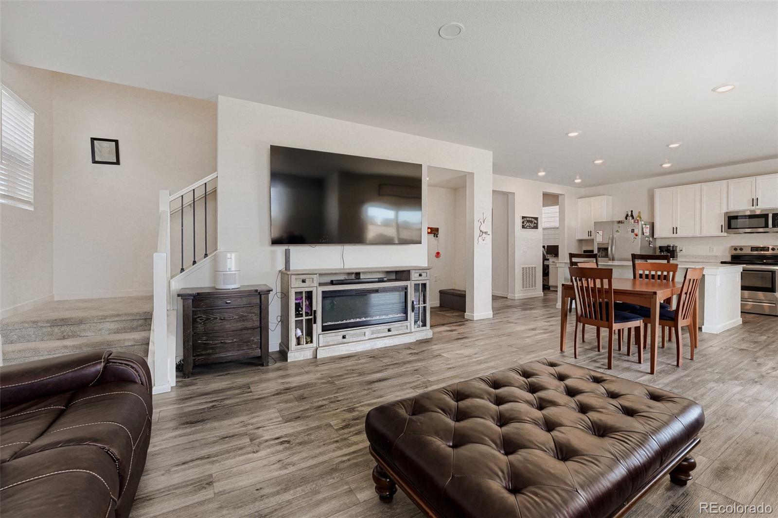 MLS Image #5 for 46557  sunrise court,bennett, Colorado