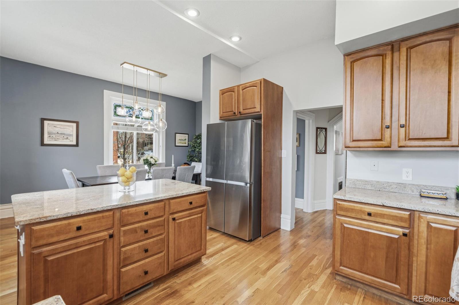 MLS Image #12 for 933 e 23rd street,denver, Colorado