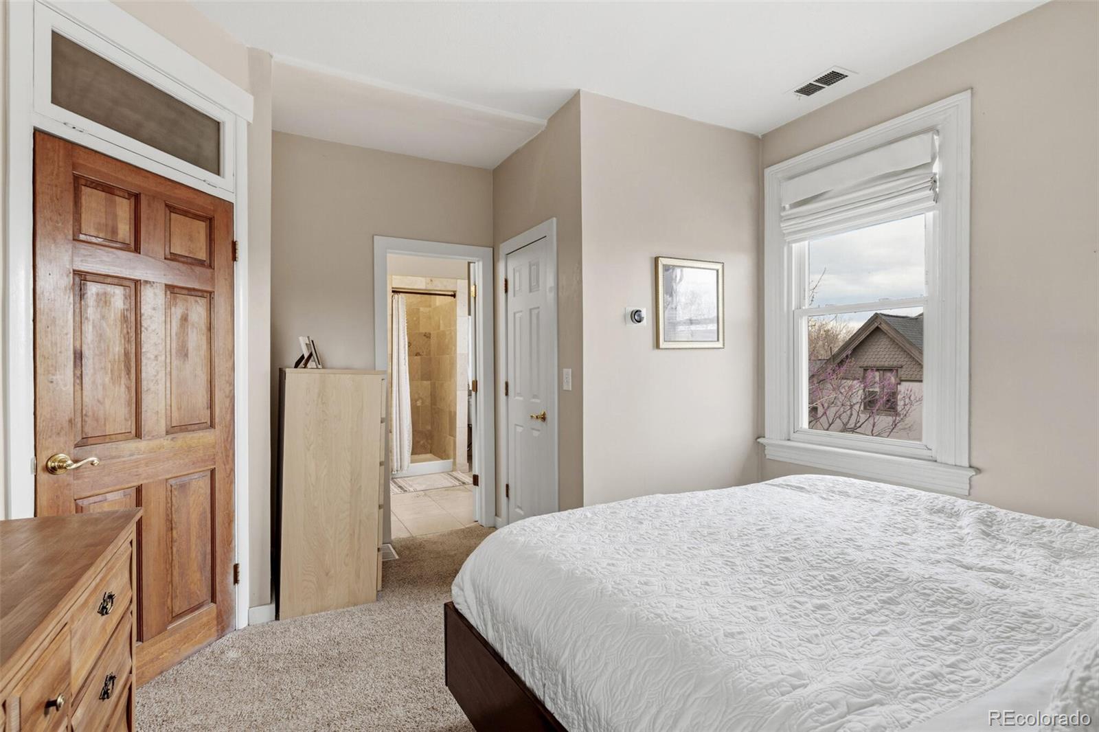 MLS Image #16 for 933 e 23rd street,denver, Colorado